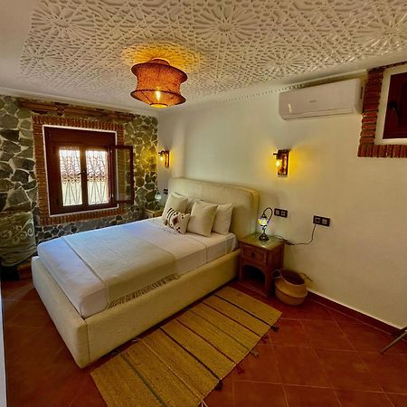 Hotel Abi Khancha Чефчауен Екстериор снимка