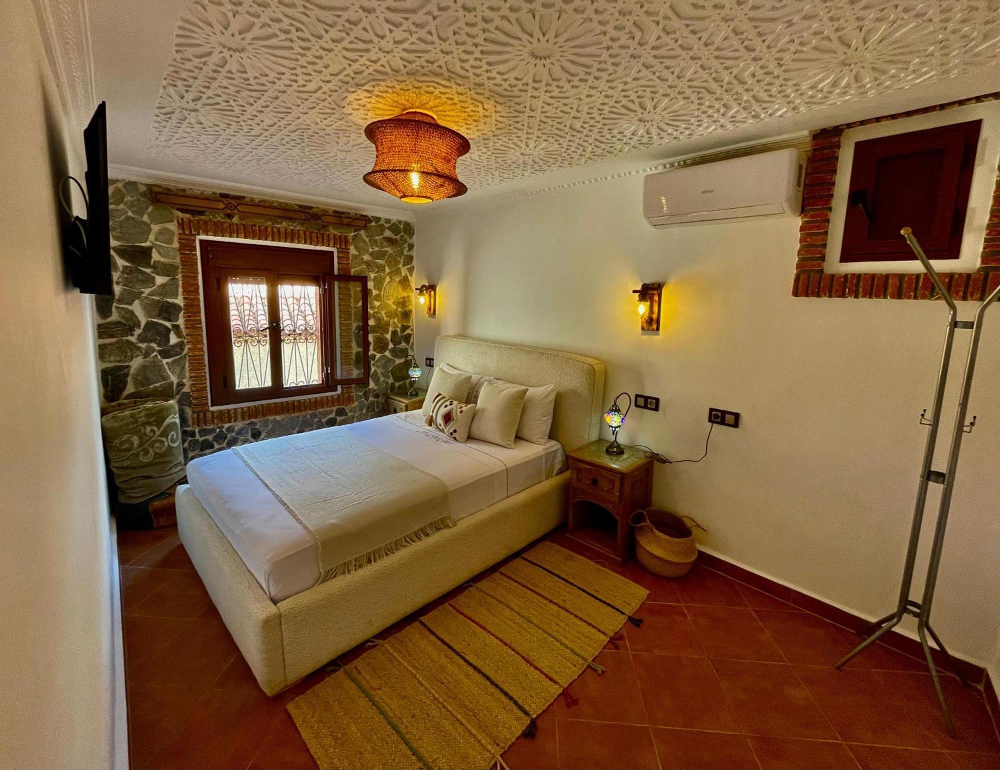 Hotel Abi Khancha Чефчауен Екстериор снимка