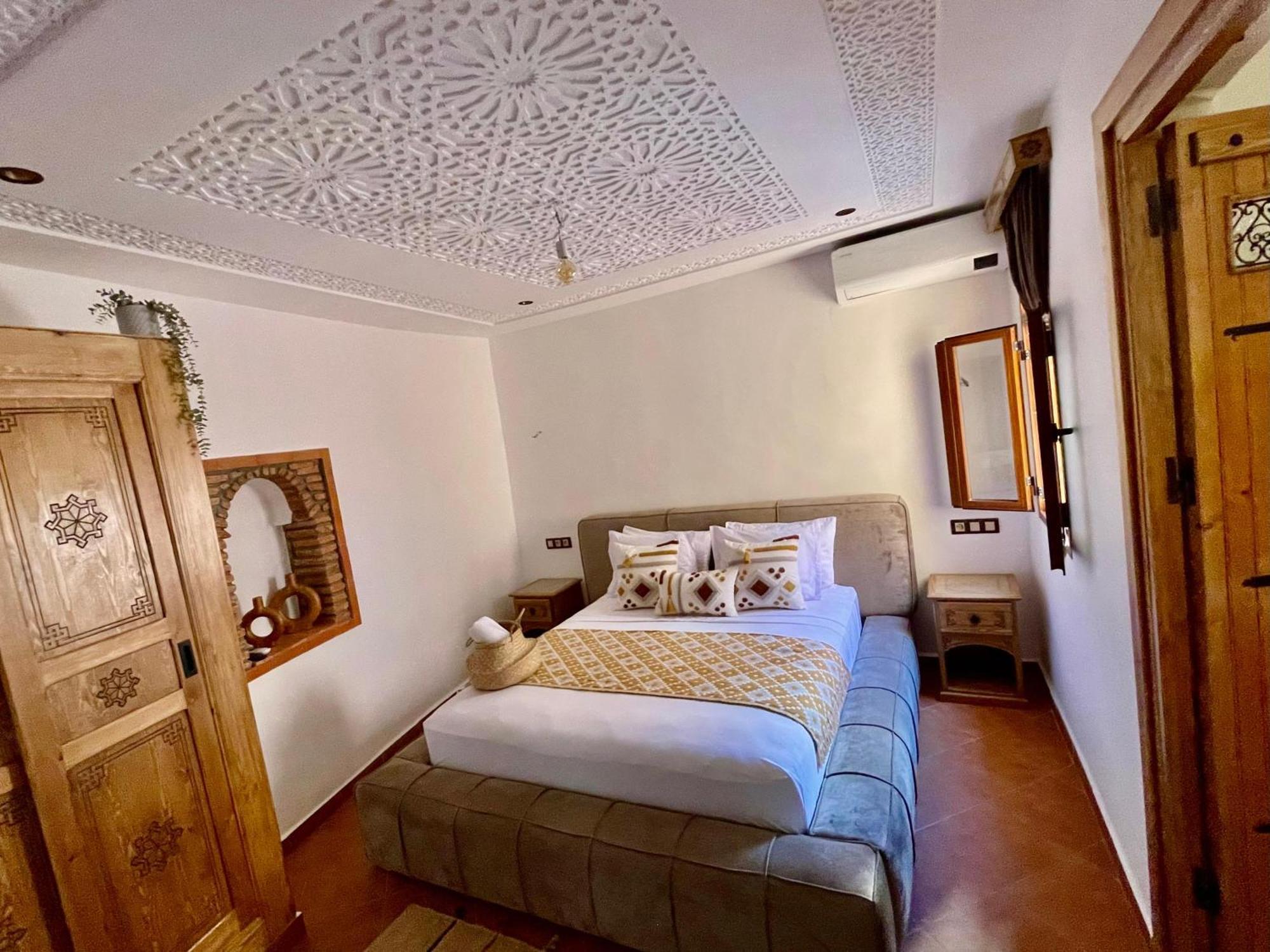 Hotel Abi Khancha Чефчауен Екстериор снимка